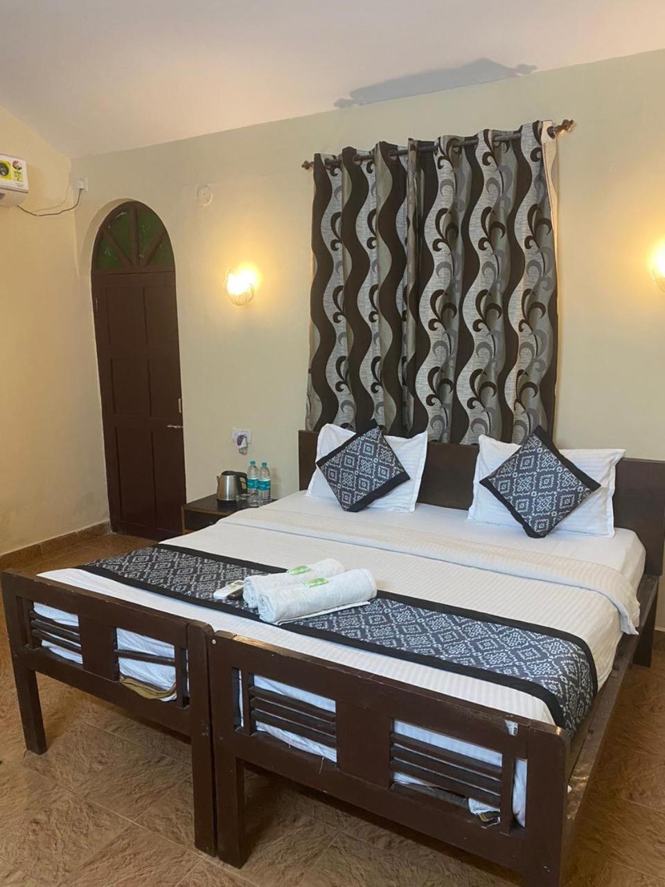 Baga Beach Palms מראה חיצוני תמונה